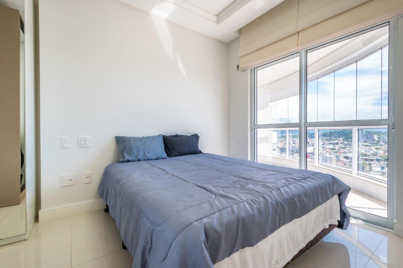 Luxo E Conforto No Centro De Bc - 3 Suites, 3 Vagas Garagem, Area Gourmet Churrasqueira, Jacuzzi Apartamento