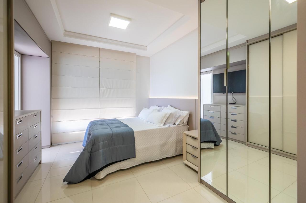 Luxo E Conforto No Centro De Bc - 3 Suites, 3 Vagas Garagem, Area Gourmet Churrasqueira, Jacuzzi Apartamento *