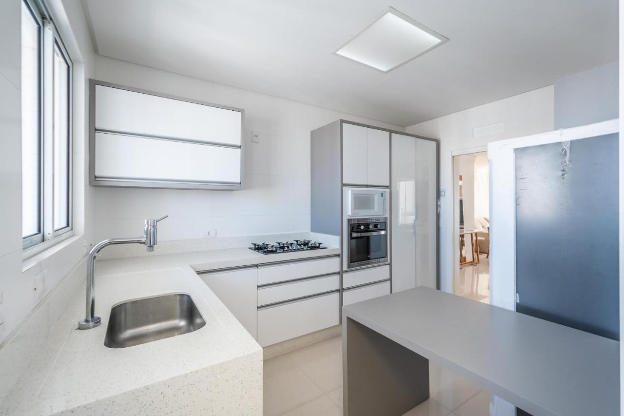 Luxo E Conforto No Centro De Bc - 3 Suites, 3 Vagas Garagem, Area Gourmet Churrasqueira, Jacuzzi *