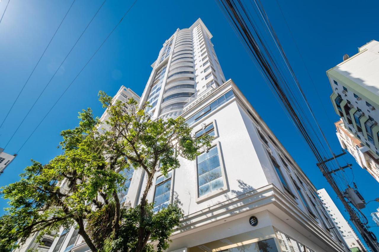 Luxo E Conforto No Centro De Bc - 3 Suites, 3 Vagas Garagem, Area Gourmet Churrasqueira, Jacuzzi *